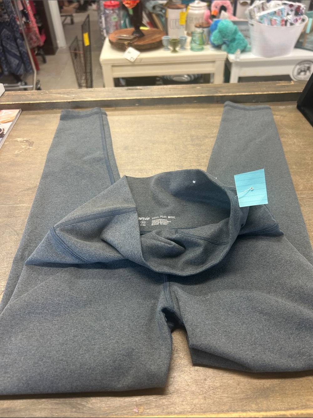 Aerie chill play move XS NWOT leggings